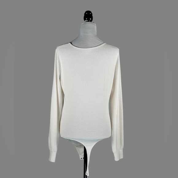 Abercrombie & Fitch Cream Long Sleeve V-Neck Bodysuit Size L - Picture 7 of 16